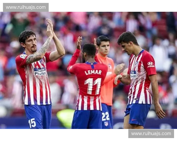 围绕杯赛荣耀之路探索球队崛起与战术革新的精彩篇章与球迷热情交织